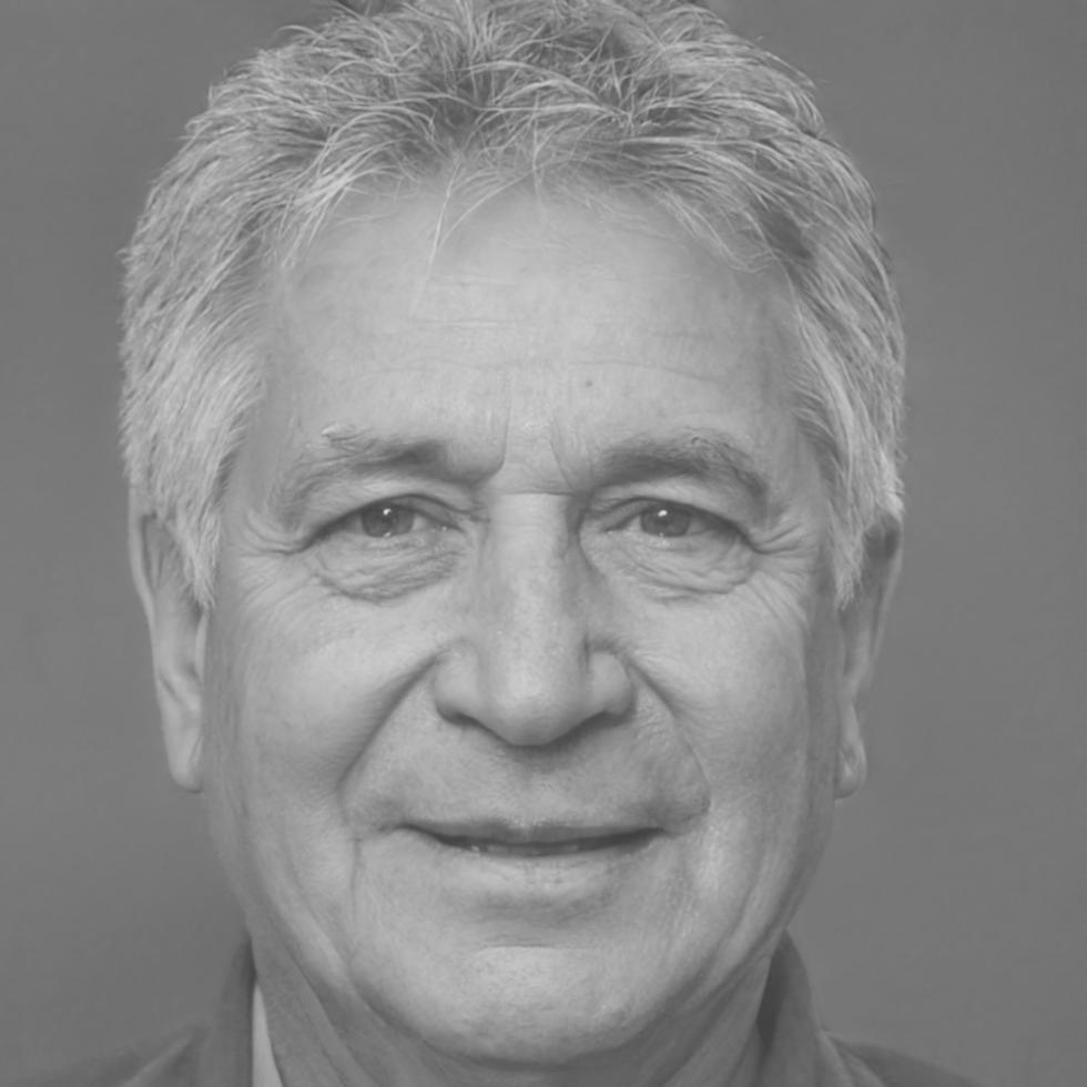 Jasper Kirkland, lead financial planning instructor